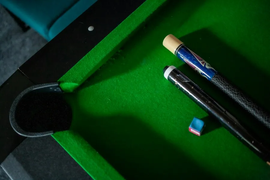 Leather pool cue case 2x4 5280 Pool Cues Pool cues